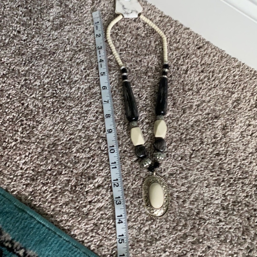 Necklace - Picture 3 of 5
